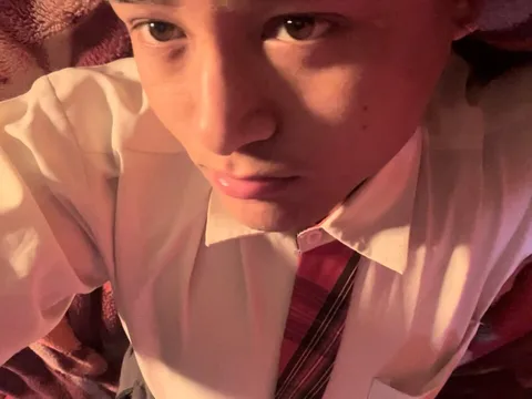 Teenage Uber-cute Feature and will not